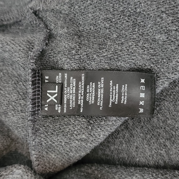 ALPHALETE- Men's XL Distressed Tee (Grey) - Picture 4 of 4